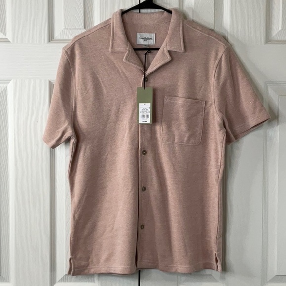 Goodfellow & Co- Men's Short Sleeve Slub Camp Button-Down Shirt Medium Pink Rose - Picture 2 of 9